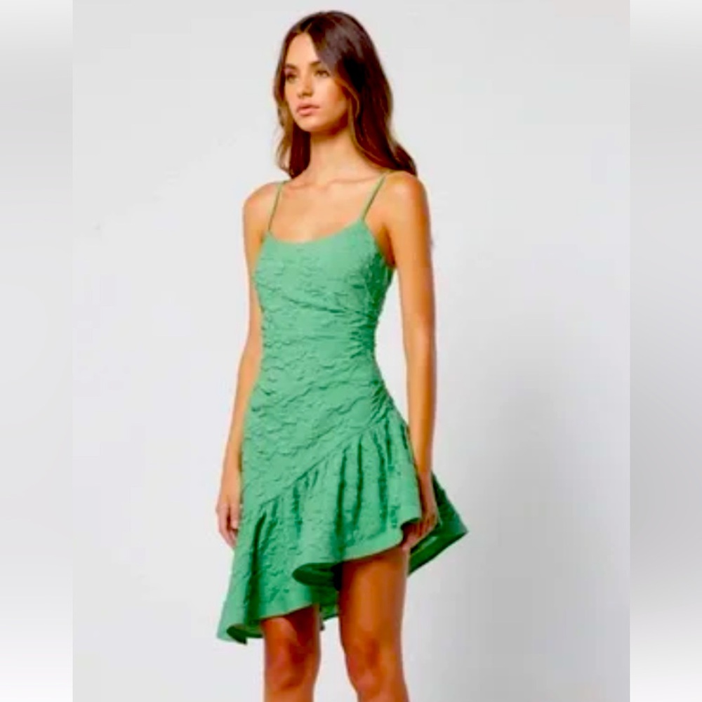 elliatt himeji green asymmetrical high-low draped flare mini dress size small